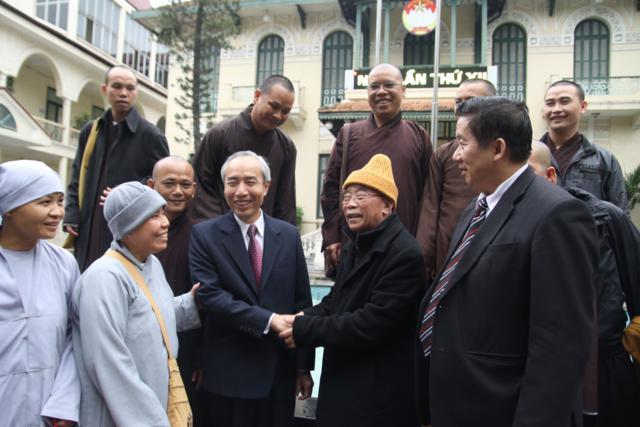 พุทธสามคมกว่างจิ่ส่งเสริมจิตใจสามัคคีชนทั้งชาติ